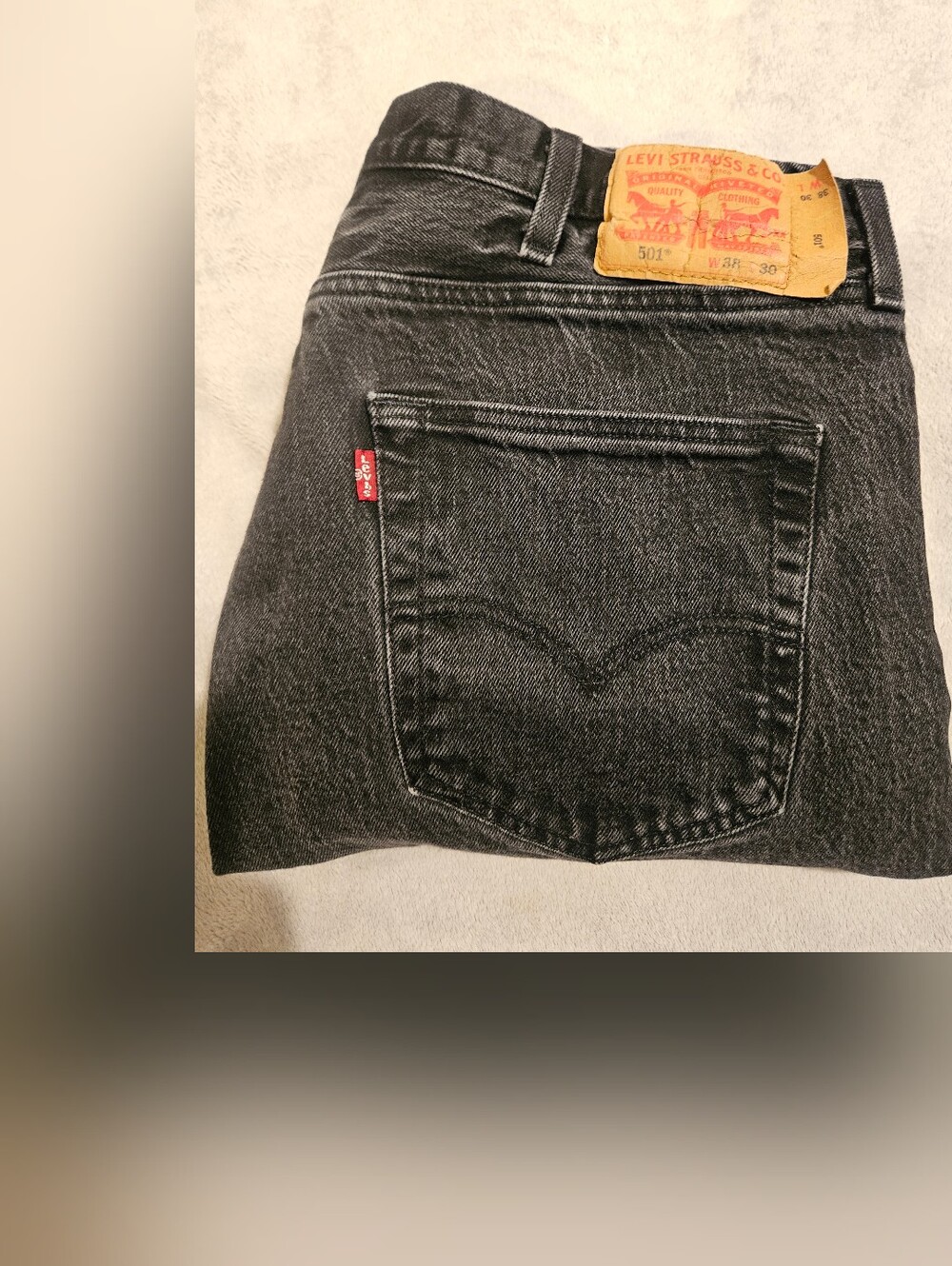 Classic Levi’s 501 Jeans 38x30 Dark Wash Button Fly